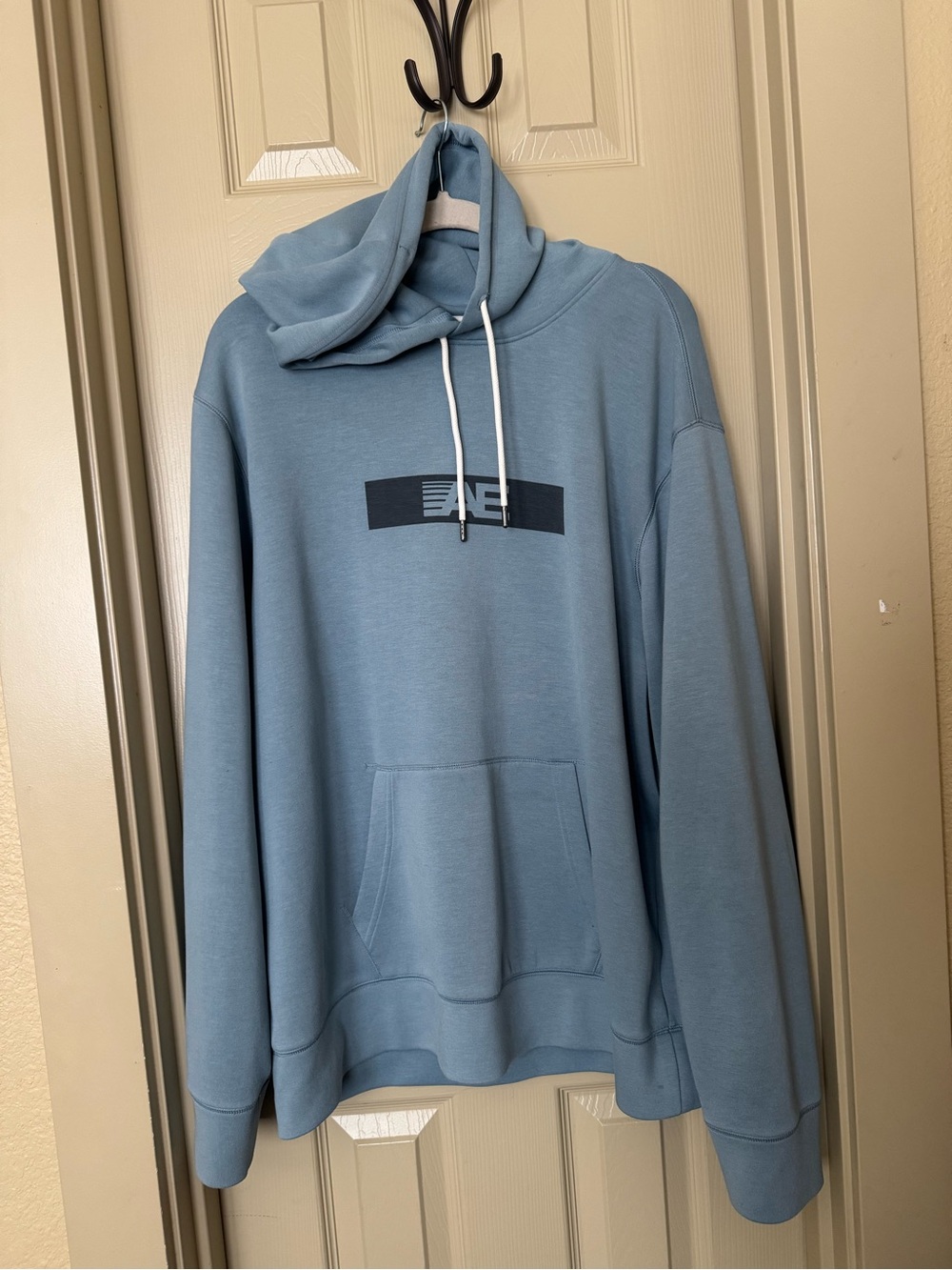 Men's American Eagle Blue Pullover Hoodie - Branded Graphic Sweatshirt